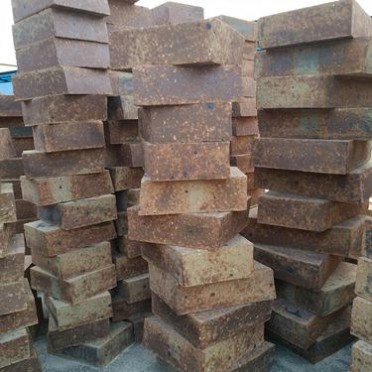 河南廠家供應冶金用耐火磚現貨 耐火耐磨抗侵蝕碳化硅磚 根據要求定制窯爐爐料 陶瓷系列 可定制碳化硅片 碳化硅管 價格優惠