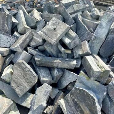 長期收購鋼廠窯爐廢舊氮化硅磚 陜西廢舊氮化硅磚大量收購