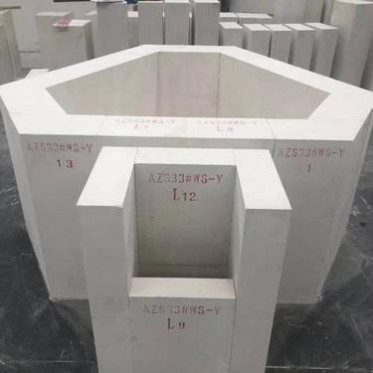 出售AZS33電熔鋯剛玉磚電熔剛玉磚馬蹄焰電熔鋯剛玉價格優惠