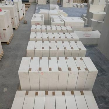 供應電熔玻璃窯爐AZS電熔鋯剛玉磚泡花堿電熔鋯剛玉磚價格優惠