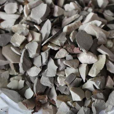 新密耐火材料原料批發 耐火材料用鋁礬土 不定型耐材石子 礬土骨料 熟料 價格優惠 沒有中間商 歡迎咨詢選購 礬土礦