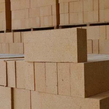 四季火耐材耐火磚  耐火磚粘土磚 高鋁磚 剛玉磚等  耐火磚廠家