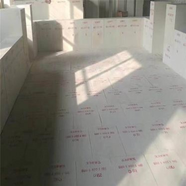 出售高鋁保溫磚玻璃窯爐搗打料價格優惠