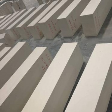 出售電熔鋯剛玉磚電熔AZS磚AZS鋯質搗打料