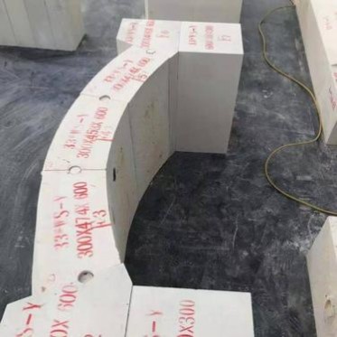 馬蹄焰使用AZS電熔鋯剛玉磚 鋯英石搗打料歡迎咨詢