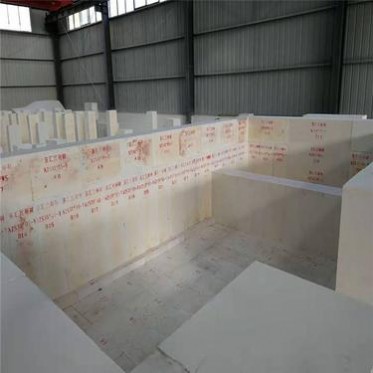 山東濰坊玻璃窯爐電熔轉AZS電熔剛玉磚 玻璃窯爐料道磚歡迎咨詢