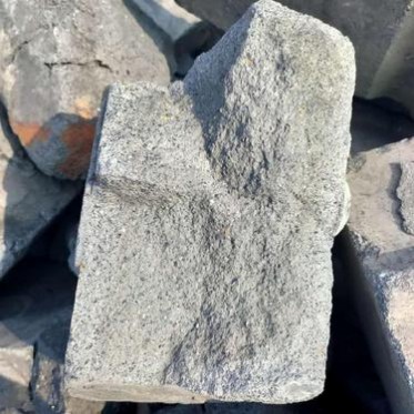 金屬硅廠家窯爐廢舊碳化硅磚回收 大量回收金屬硅窯爐廢舊碳化硅磚