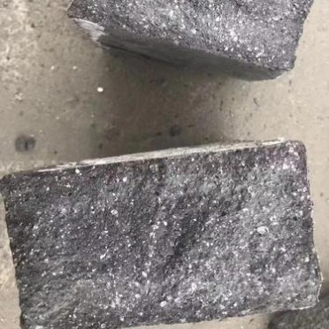 冶煉廠窯爐廢舊碳化硅磚采購 HFNC收購熔化爐廢舊碳化硅磚