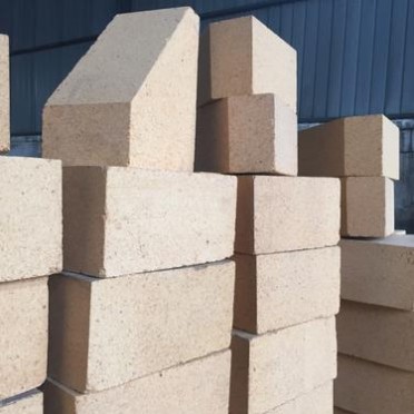 科瑞山西電阻爐用耐火磚 定制 二級高鋁耐火磚 山西異型高鋁錨固轉電阻爐用耐火磚 供應65鋁含量高鋁材質耐火磚生產廠家