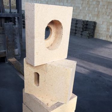 剛玉莫來石燒嘴磚 復合剛玉磚 異型剛玉磚 高鋁磚定制 供應燒天然氣用燒嘴磚 碳化硅燒嘴磚   擋板磚