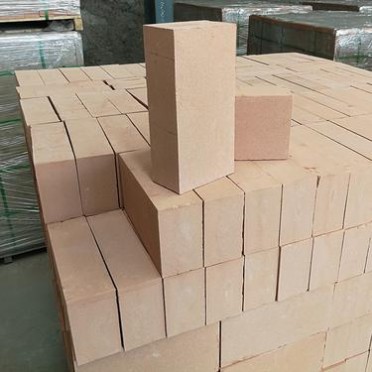 豫企耐材 輕質粘土保溫磚 高強耐火粘土磚 供應1.0輕質保溫磚 隔熱耐火材料河南廠家